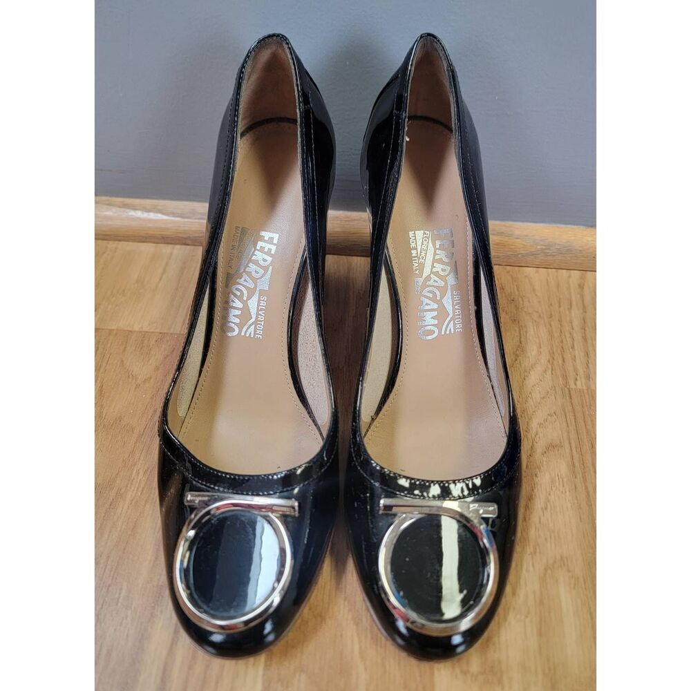 Salvatore Ferrangamo Black Patent Leather Ena Gancini Block Heel 8.5